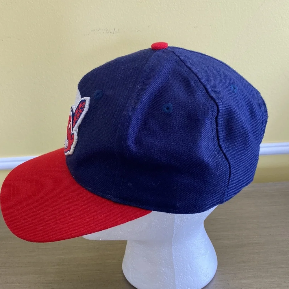 Vintage Genuine Merch. Cleveland Indians Chief & Baseball & Name Logo Cap Hat